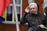 Mujer que denunció a Assange por violación pide reabrir el caso
