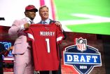 Murray llega a la NFL con el premio Heisman bajo el brazo, al ser el atleta más destacado de la NCAA durante el curso del 2018. (Reuters)