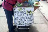 Mujer regala chilaquiles para agradecer a héroes del sismo