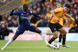 Con su primera victoria, el Wolverhampton llega a siete puntos en la clasificación general (Fotos: Reuters)