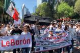 Contingentes opositores comienzan a avanzar sobre Paseo de la Reforma, a la altura del Ángel de la Independencia, protestan por el primer año de gobierno 