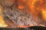 Australia endurece alertas por incendios forestales