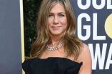 Jennifer Aniston impacta glamuroso vestido en los Globos de Oro