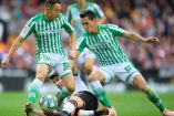 Andrés Guardado fue titular, pero salió de cambio al 82'. Su lugar fue ocupado por Lorenzo Morón, autor del tanto bético (AFP)