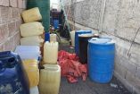 Fueron hallados 13 garrafones con capacidad de 20 litros y 2 garrafones de 200 litros con hidrocarburo. Foto: Especial