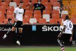 Valencia remontó y goleó al Levante en la primera jornada. (AFP)
