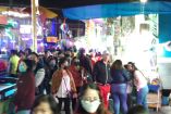 GAM permite ferias; así se aglomeran ciudadanos en juegos mecánicos