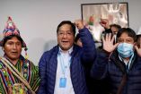 Todos en Bolivia reconocen victoria de delfín de Evo Morales 