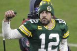 Aaron Rodgers sembró dudas respecto a su futuro con Green Bay. (Reuters)
