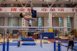 En la Escuela de Gimnasia Li Xiaoshuang promueven una 'gimnasia feliz' (Fotos: AFP)