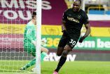 Michail Antonio fue el héroe del West Ham frente al Burnley. (Reuters)