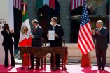Andrés Manuel López Obrador y Kamala fueron testigos de la firma del Memorándum de entendimiento sobre la cooperación internacional entre los gobiernos de México y Estados Unidos.