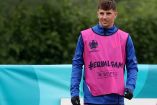 Mason Mount, uno de los ingleses afectados, baja ante la República Checa (Reuters)