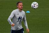 Luis Enrique recuerda que tiene contrato hasta después del Mundial (Reuters)
