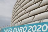 La UEFA ordenó a la Federación Húngara jugar a puerta cerrada sus tres próximos partidos (Reuters)