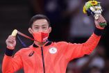 Naohisa Takato ganó la primera medalla de oro para Japón en Tokio 2020 (Foto de Reuters)