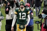 Aaron Rodgers continúa sin presentarse a los entrenamientos (Foto de AP)
