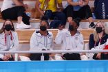 Simone Biles alentó a sus compañeras en la final del All-Around individual de los Juegos Olímpicos de Tokio (Fotos: Reuters)