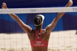 La representante de Letonia, Graudina, se convirtió en la primera jugadora en llegar a Juegos Olímpicos procedente de un programa de voleibol de playa de la NCAA. (Foto: AP).