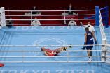 Hebert Conceição Sousa se arrodilló en el ring y lloró tras conquistar la medalla de oro (Fotos: Reuters)
