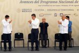 López Obrador estuvo acompañado de los gobernadores de Chiapas, Oaxaca y la jefa de Gobierno de la CdMx. (Twitter | @alejandromurat)