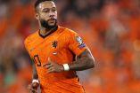 Memphis Depay accedió a cumplir el deseo de un pequeño aficionado. (AFP)