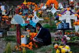 Ante el descenso en los casos de Covid-19 en Veracruz, se permitirán las celebraciones de festivales por el Día de Muertos. Foto: Cuartoscuro
