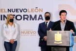 El gobernador de NL, Samuel García, ayer, en conferencia sobre las 510 nuevas unidades de transporte público de gas natural y energía eléctrica. Imagen tomada de Facebook: @gobiernonuevoleon