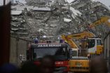 Aumenta a 21 el número de muertos tras colapso de edificio Nigeria/AP