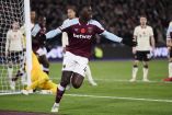 Kurt Zouma sentenció la victoria del West Ham sobre el Liverpool. (Reuters)