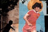En varias partes del mundo, se esperan homenajes a Diego Armando Maradona (Fotos: Reuters)