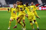Borussia Dortmund se acercó al Bayern en la cima de la Bundesliga. (Reuters)