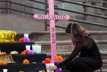 Altar colocado en noviembre de 2020 para recordar a mujeres víctimas de feminicidios en Nuevo León. Foto archivo: Cuartoscuro
