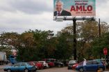 El INE ordenó este fin de semana el retiro de espectaculares que promueve votar a favor del presidente Andrés Manuel López Obrador en la revocación de mandaro. Foto archivo: Cuartoscuro