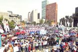 La explanada del Monumento a la Revolución fue el sitio de reunión de los manifestantes. Foto: Eduardo Jiménez
