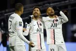 Kylian Mbappé, Lionel Messi y Neymar se lucieron en la goleada del PSG. (Reuters)
