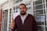 Diego del Bosque, líder estatal de Morena en Coahuila, emitió su voto está mañana en Saltillo, en la revocación de mandato/Alma Gudiño