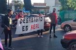 Los inconformes mostraron pancartas con el mensaje “El Desabasto es real. Foto: Emmanuel Rincón