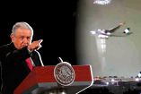 El presidente Andrés Manuel López Obrador informó que ya se investiga el incidente en el AICM. Imágenes: Cuartoscuro/ Captura de video