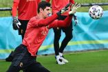 Thibaut Courtois entrena con la selección de Bélgica