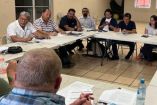 Observadores de alto nivel de CITES en reunión con pescadores