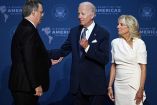 Marcelo Ebrard, Joe Biden y Jill Biden.