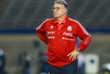 Gerardo Martino observó con seriedad al Tri en Jamaica.