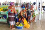 Mujeres en un mercado de cabo verde | intertreck