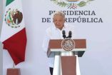 Andres Manuel López Obrador ofreciendo mensaje