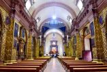 Interior restaurado de la Catedral de San Cristóbal de las Casas, en Chiapas.