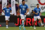 Gallos de Querétaro calienta en la cancha del Estadio Jalisco