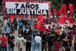 Marcha para exigir justicia en el caso Ayotzinapa.