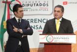 Jorge Romero y Luis Espinosa Cházaro durante conferencia