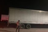 Tractocamión donde estaban hacinados los migrantes